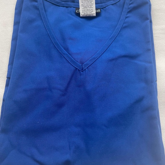 BNWT Cherokee Scrub Set Top M Pants S in Blue Color - Picture 1 of 6